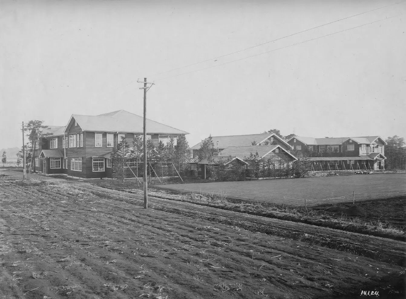 仮校舎全景(1925年1月撮影)